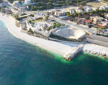 Iris Apartment, Comfort E Stile Nel Cuore Di Bisceglie Exterior photo